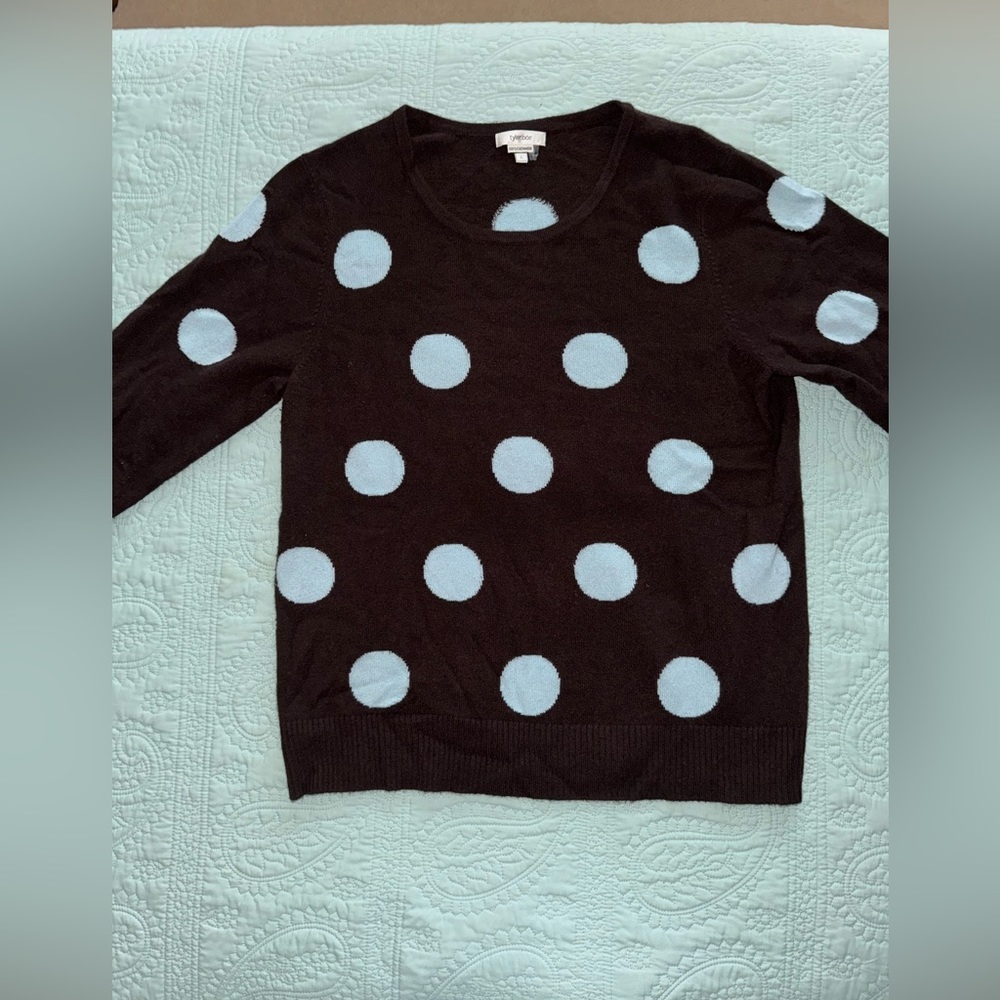 Tyler Böe sweater
